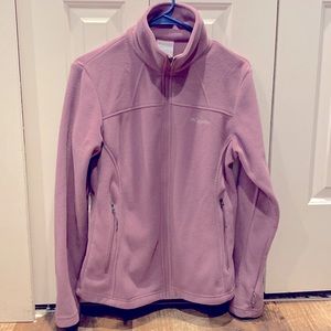 Womens size small purple Columbia. Excellent condition.
